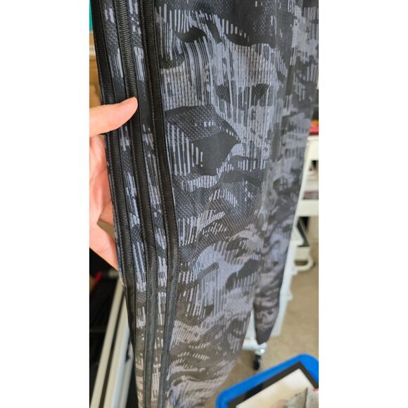 Black/Gray Adidas Joggers Athletic Pants with pockets Size L (14/16) - EUC - Picture 3 of 11